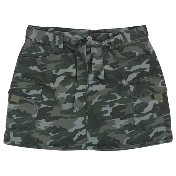 Justice Camouflage cargo skirt with belt that ties - Picture 1 of 6